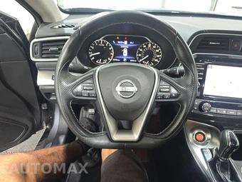 2023 Nissan Maxima SL - miniatura 10