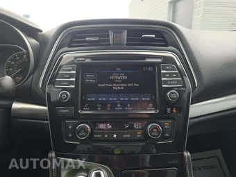 2023 Nissan Maxima SL – miniatura 7