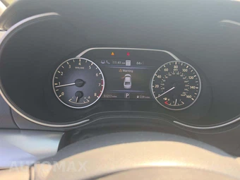 2023 Nissan Maxima SL - miniatura 9