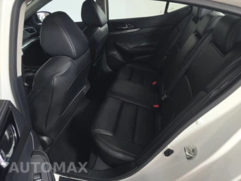 2023 Nissan Maxima SL – miniatura 13