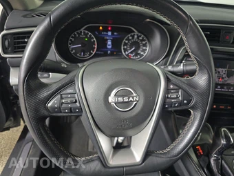 2023 Nissan Maxima SL – miniatura 10