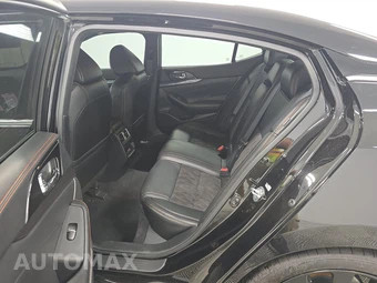 2023 Nissan Maxima SR - miniatura 13