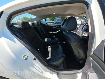 2023 Nissan Maxima SV - miniatura 13