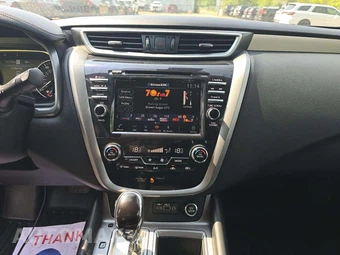 2023 Nissan Murano Midnight Edition – miniatura 10