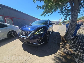 2023 Nissan Murano SV