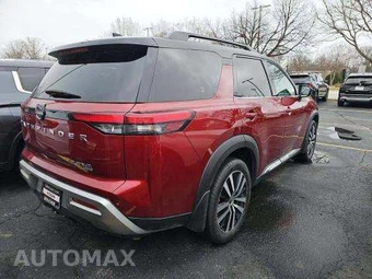 2023 Nissan Pathfinder Platinum – miniatura 3