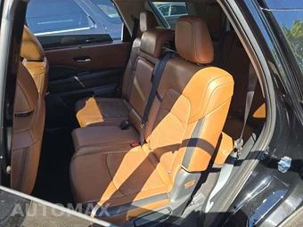 2023 Nissan Pathfinder Platinum – miniatura 13