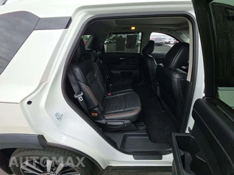 2023 Nissan Pathfinder Platinum – miniatura 17