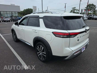2023 Nissan Pathfinder Platinum – miniatura 2