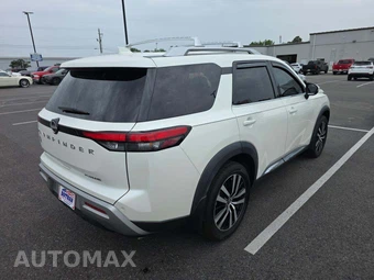 2023 Nissan Pathfinder Platinum – miniatura 3