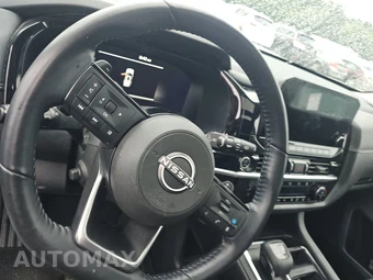 2023 Nissan Pathfinder Platinum – miniatura 10