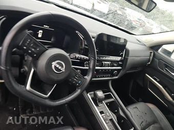 2023 Nissan Pathfinder Platinum – miniatura 11