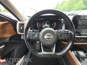 2023 Nissan Pathfinder Platinum – miniatura 10
