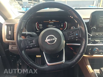 2023 Nissan Pathfinder Platinum – miniatura 10