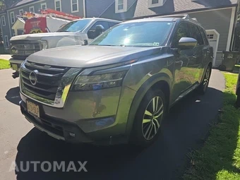2023 Nissan Pathfinder Platinum