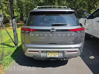 2023 Nissan Pathfinder Platinum - miniatura 6