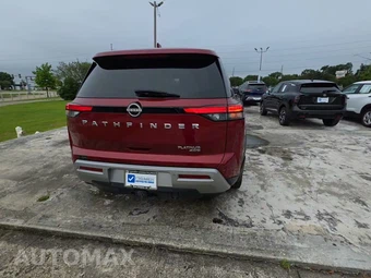 2023 Nissan Pathfinder Platinum - miniatura 3