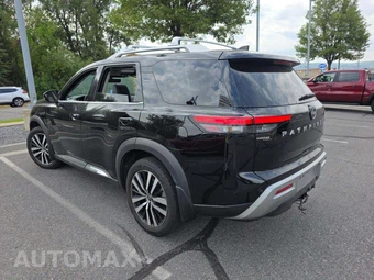 2023 Nissan Pathfinder Platinum - miniatura 2