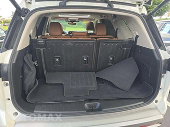 2023 Nissan Pathfinder Platinum – miniatura 15
