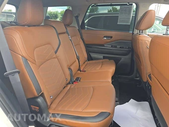 2023 Nissan Pathfinder Platinum – miniatura 17