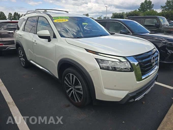 2023 Nissan Pathfinder Platinum – miniatura 4