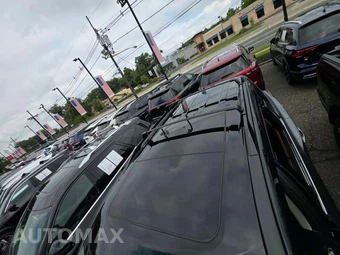 2023 Nissan Pathfinder Platinum - miniatura 12