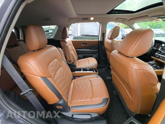 2023 Nissan Pathfinder Platinum - miniatura 17