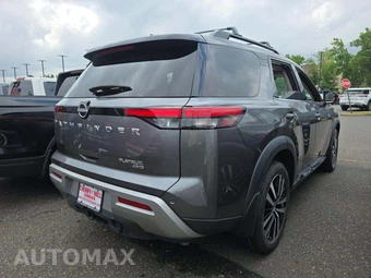 2023 Nissan Pathfinder Platinum - miniatura 3