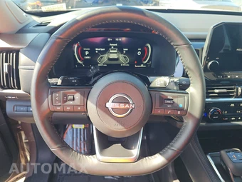 2023 Nissan Pathfinder Platinum - miniatura 10