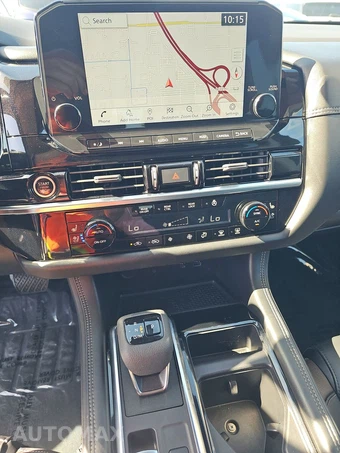 2023 Nissan Pathfinder Platinum - miniatura 11