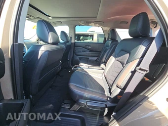 2023 Nissan Pathfinder Platinum - miniatura 13