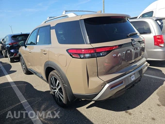2023 Nissan Pathfinder Platinum - miniatura 6