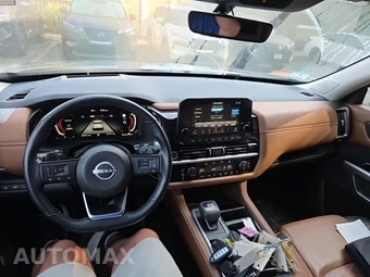 2023 Nissan Pathfinder Platinum – miniatura 12