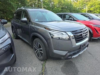 2023 Nissan Pathfinder Platinum – miniatura 3