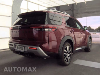 2023 Nissan Pathfinder Platinum – miniatura 4