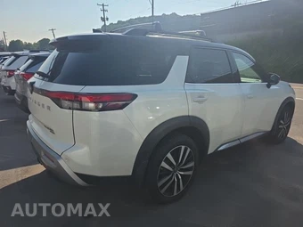 2023 Nissan Pathfinder Platinum – miniatura 4