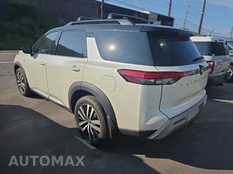 2023 Nissan Pathfinder Platinum – miniatura 6