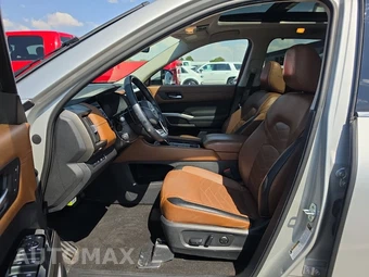 2023 Nissan Pathfinder Platinum – miniatura 7