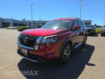 2023 Nissan Pathfinder Platinum
