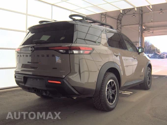 2023 Nissan Pathfinder Rock Creek – miniatura 4