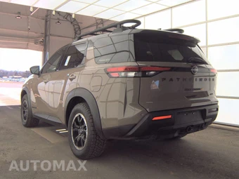 2023 Nissan Pathfinder Rock Creek – miniatura 6