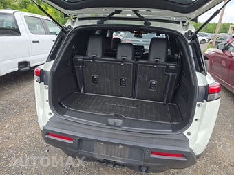 2023 Nissan Pathfinder Rock Creek - miniatura 17