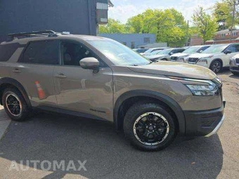 2023 Nissan Pathfinder Rock Creek – miniatura 4