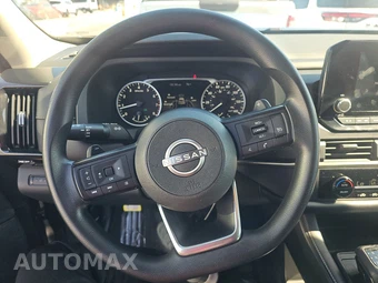 2023 Nissan Pathfinder S - miniatura 10