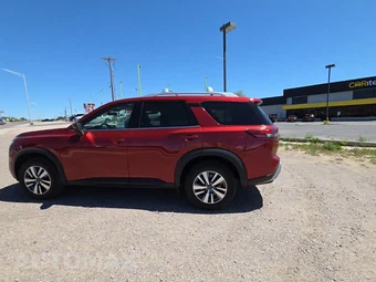 2023 Nissan Pathfinder SL – miniatura 3
