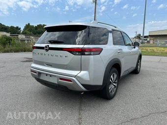 2023 Nissan Pathfinder SL - miniatura 5
