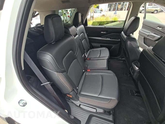2023 Nissan Pathfinder SL – miniatura 14