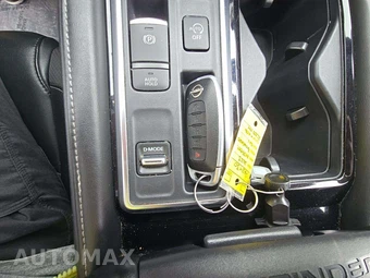 2023 Nissan Pathfinder SL – miniatura 5