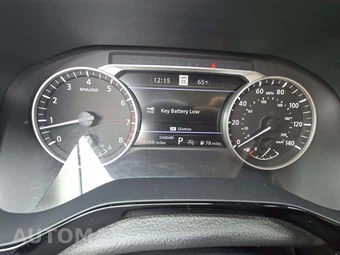 2023 Nissan Pathfinder SL – miniatura 6