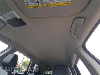 2023 Nissan Pathfinder SL – miniatura 8